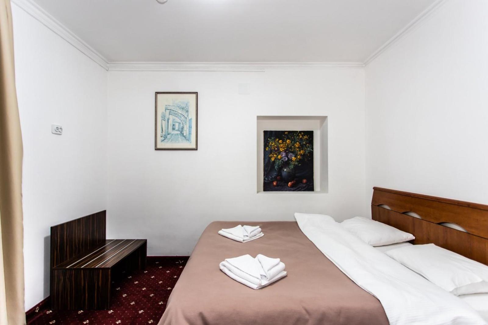 Star Rent Hotel Chisinau Bagian luar foto